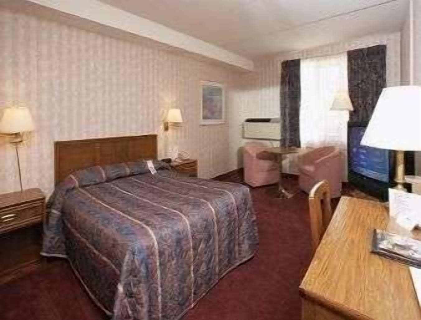 Travelodge By Wyndham Niagara Falls Lundys Lane Exteriér fotografie