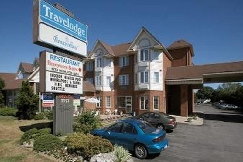 Travelodge By Wyndham Niagara Falls Lundys Lane Exteriér fotografie