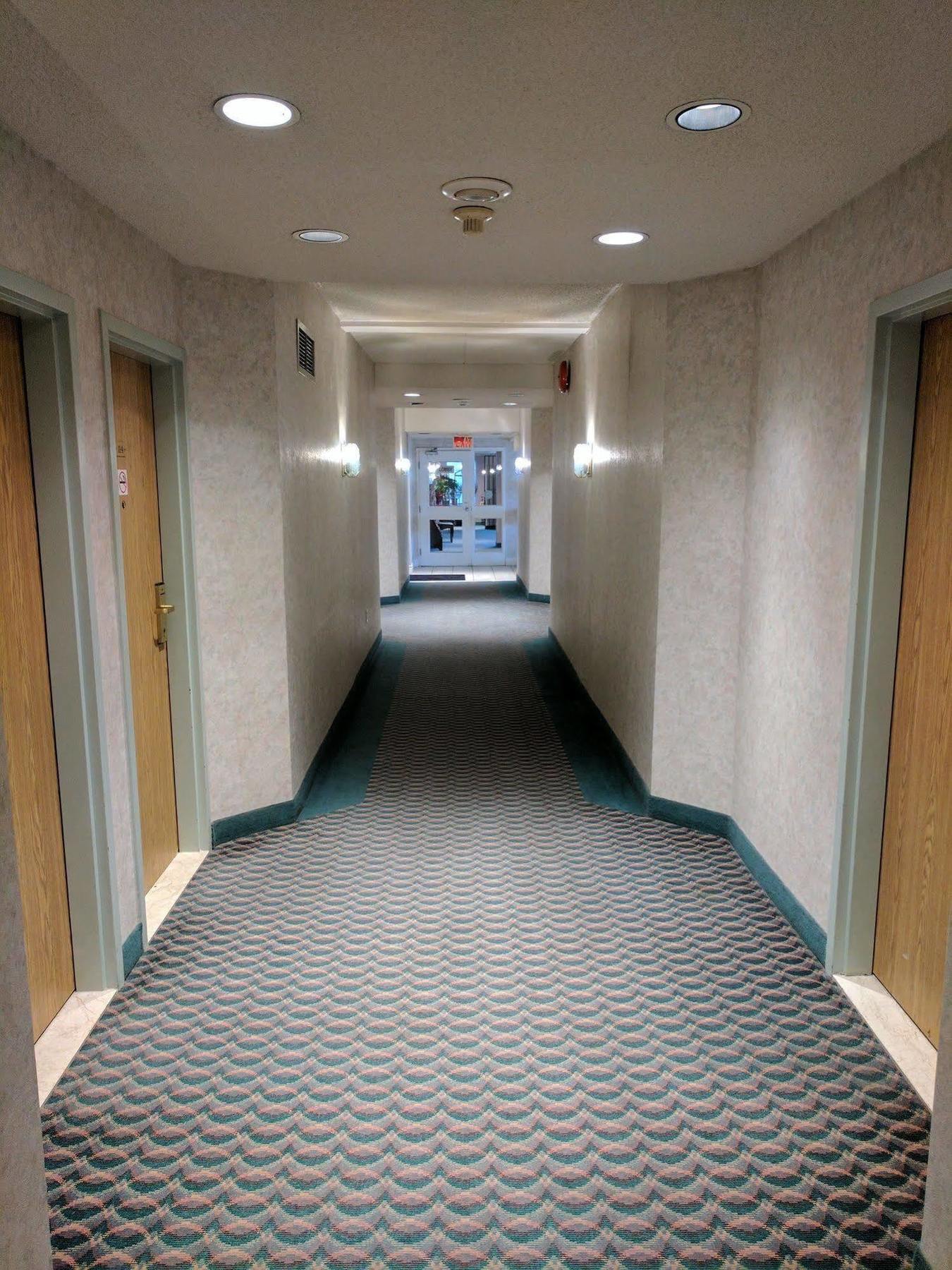 Travelodge By Wyndham Niagara Falls Lundys Lane Exteriér fotografie